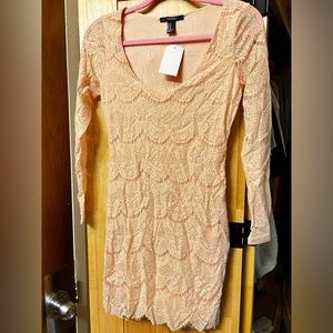 Stylish Salmon: Fashion Nova’s Long Sleeve Dress